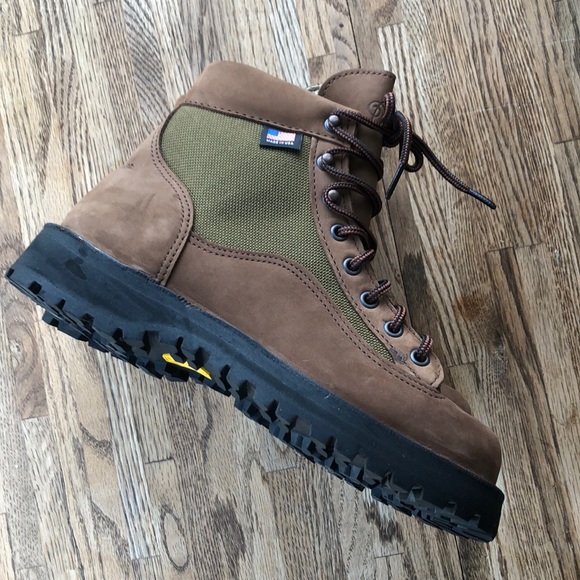 danner light sage